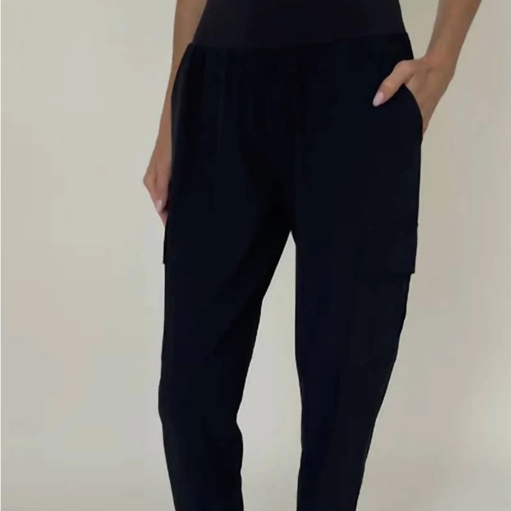 Six / Fifty ~ Black Joggers with Relaxed Fit and High-Quality Fabric.  New!!